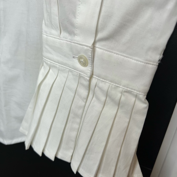 Banana Republic white ruffle sleeved blouse - Picture 3 of 3